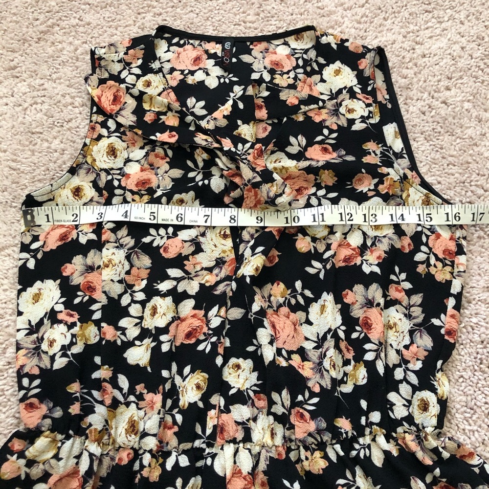 Romper - Picture 3 of 7